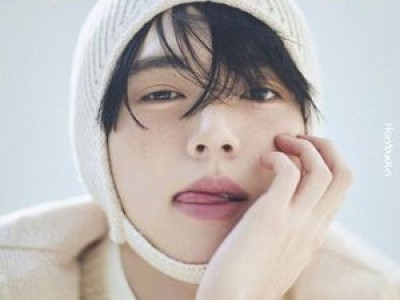 한유진 배리 모델로 발탁되자마자 화제 되는 듯