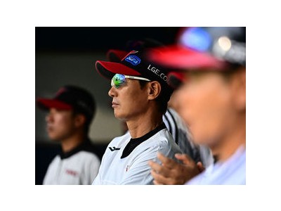 염경엽 감독 4사구 참사에 사과하며 우리 잘못