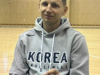 마줄스 감독 선수들에 부담 주지 말라고 말해