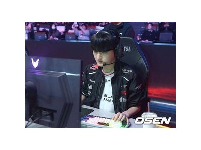9만 딜량으로 2세트 역전극의 주인공 등장
