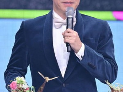 코요태 김종민 11살 연하와 결혼식 열어