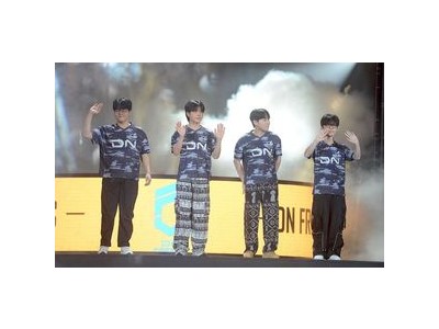 DN 프릭스 1치킨 포함 경기력으로 중간 순위 5위 올라서